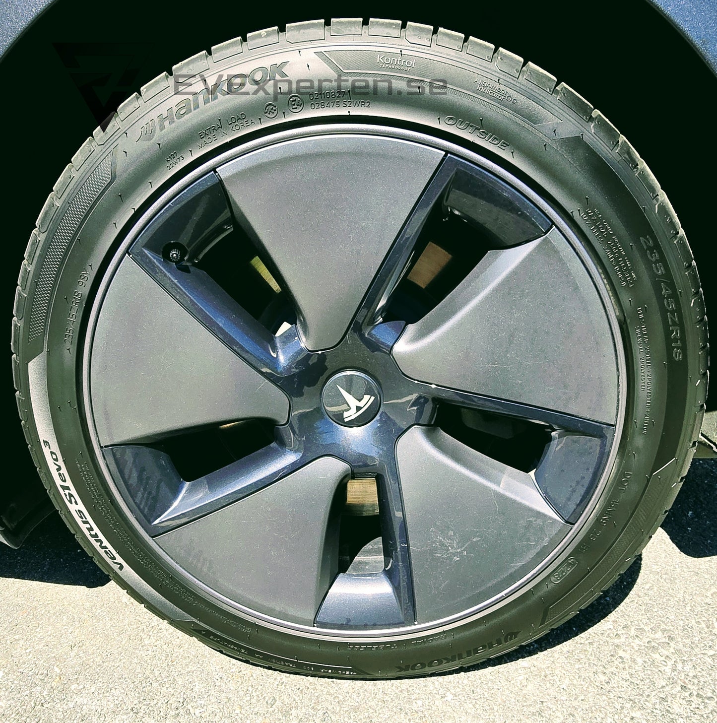 Reservationsavgift - Tesla Model 3 Long Range - Refresh och Ryzen - 2022
