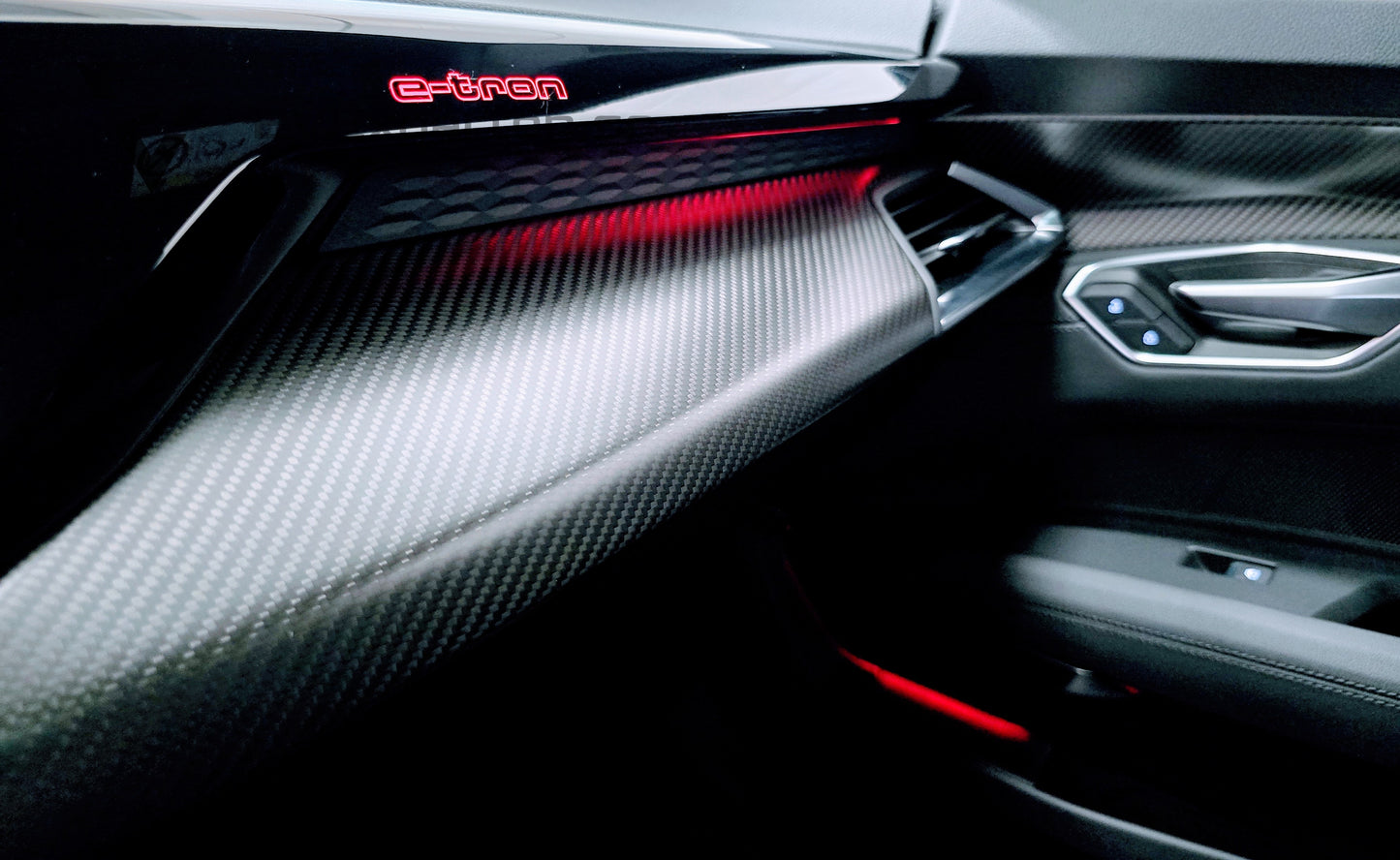 Deposition - Audi RS E-Tron GT - Nyskick och Extremt Välutrustad - 2022