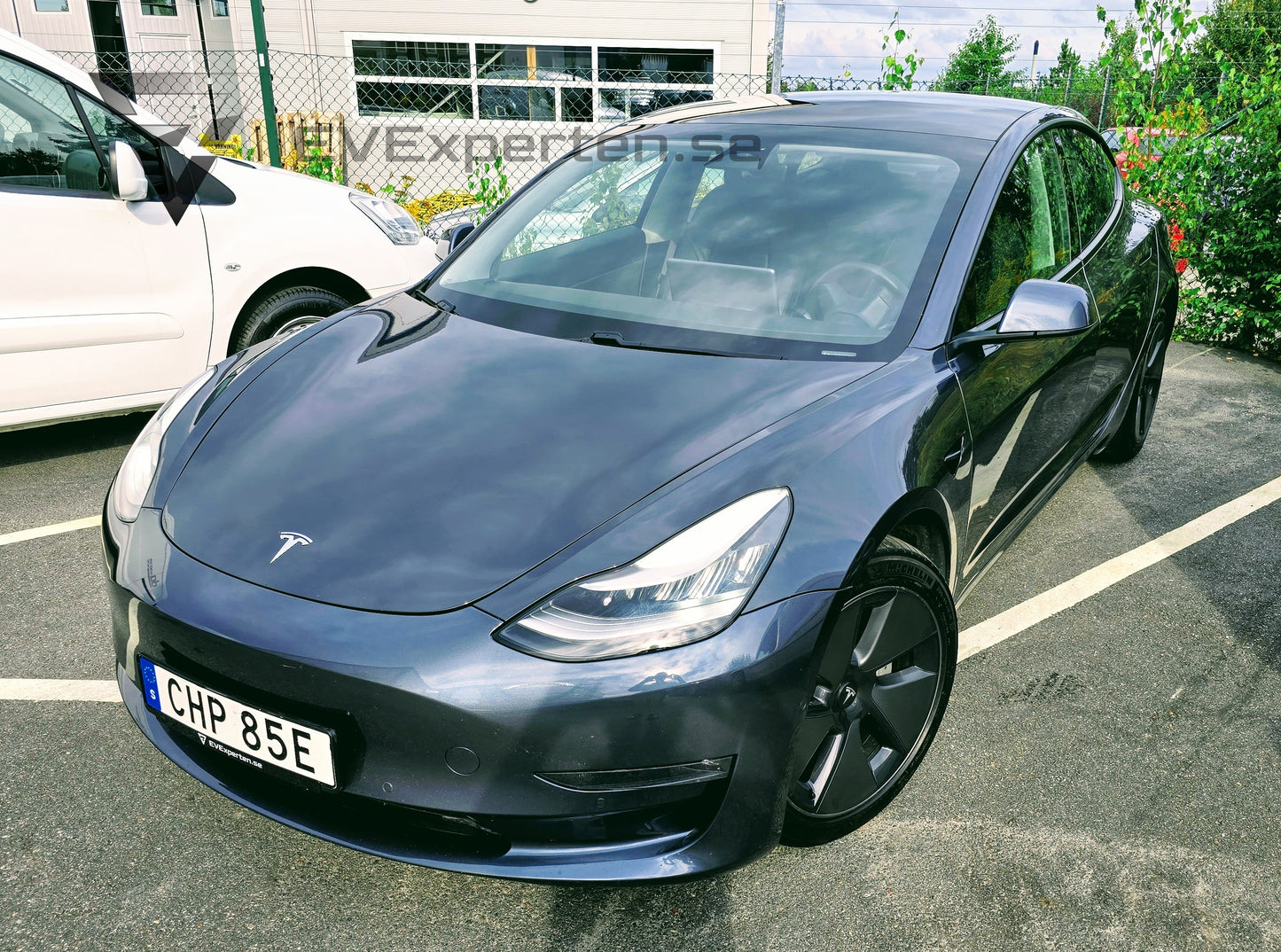 Reservationsavgift - Tesla Model 3 Long Range - Refresh och Drag - 2021