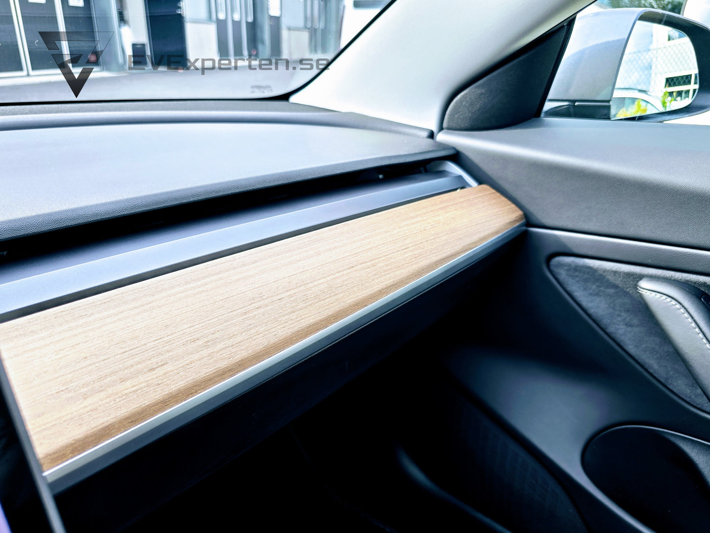 Reservationsavgift - Tesla Model 3 Long Range - Refresh och Drag - 2021