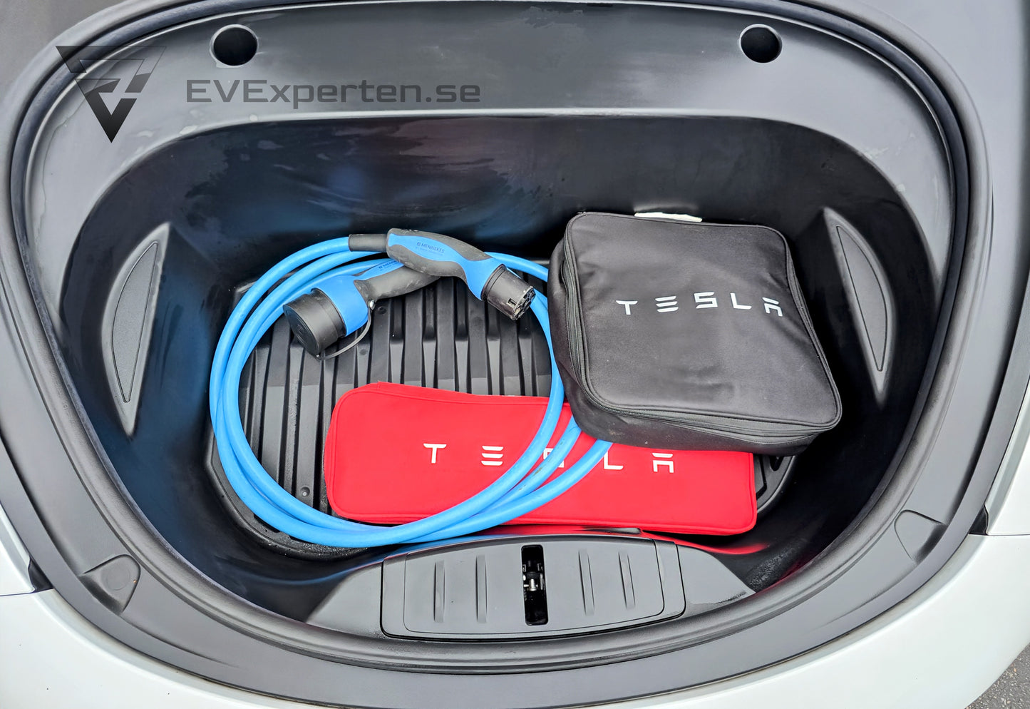 Reservationsavgift - Tesla Model 3 Long Range AWD - Full Refresh - 2021