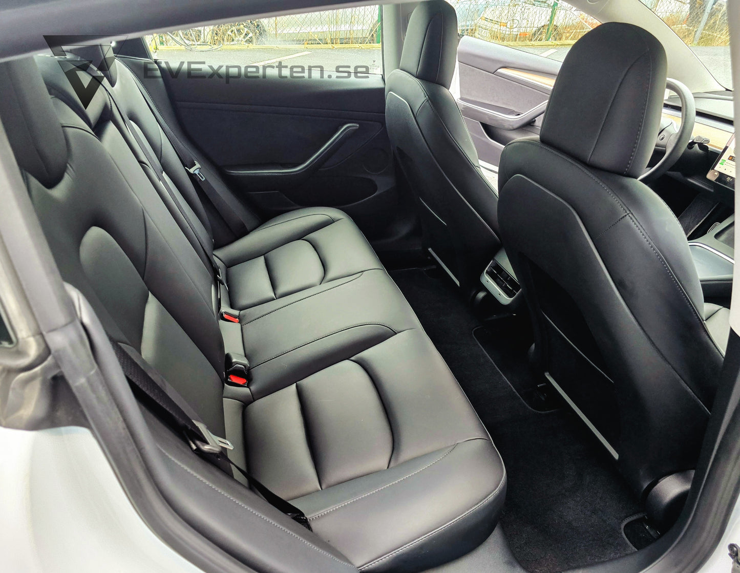 Reservationsavgift - Tesla Model 3 Long Range AWD - Full Refresh - 2021