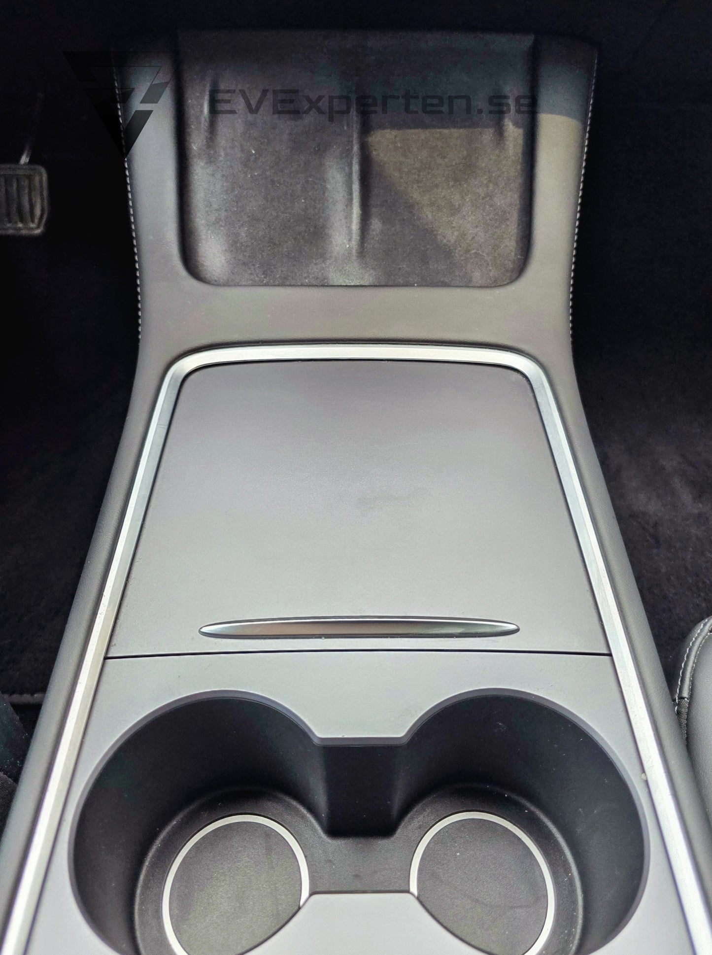 Reservationsavgift - Tesla Model 3 Long Range AWD - Full Refresh - 2021
