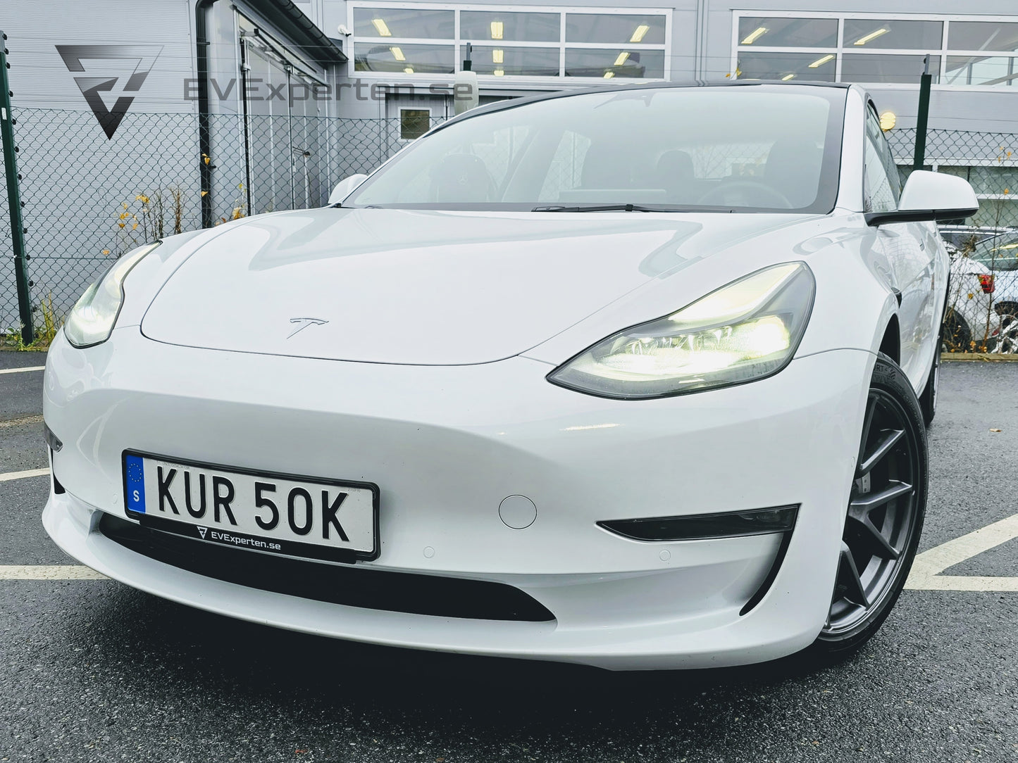 Reservationsavgift - Tesla Model 3 Long Range AWD - Full Refresh - 2021