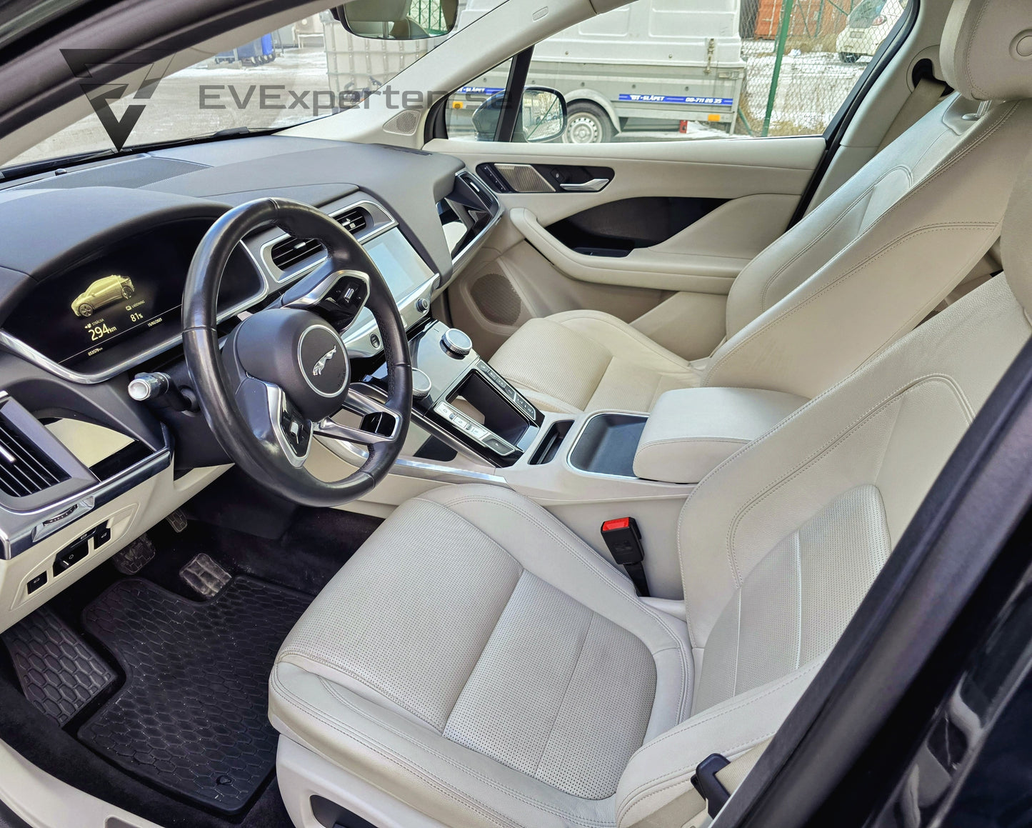 Deposition - Jaguar I-Pace EV400 AWD SE - 2020