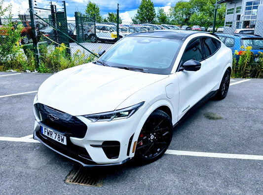 Reservationsavgift - Ford Mustang Mach-E GT - AWD 487 HK - 2022