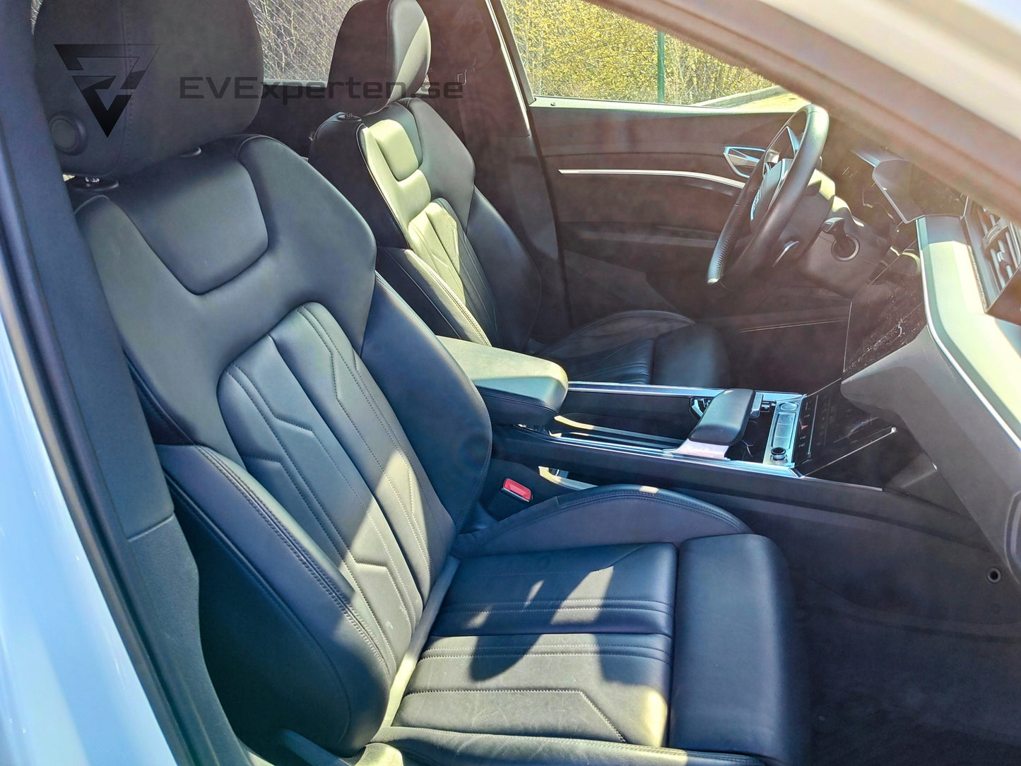 Reservationsavgift - Audi E-Tron 55 Quattro Proline - Extremt Välutrustad - 2019