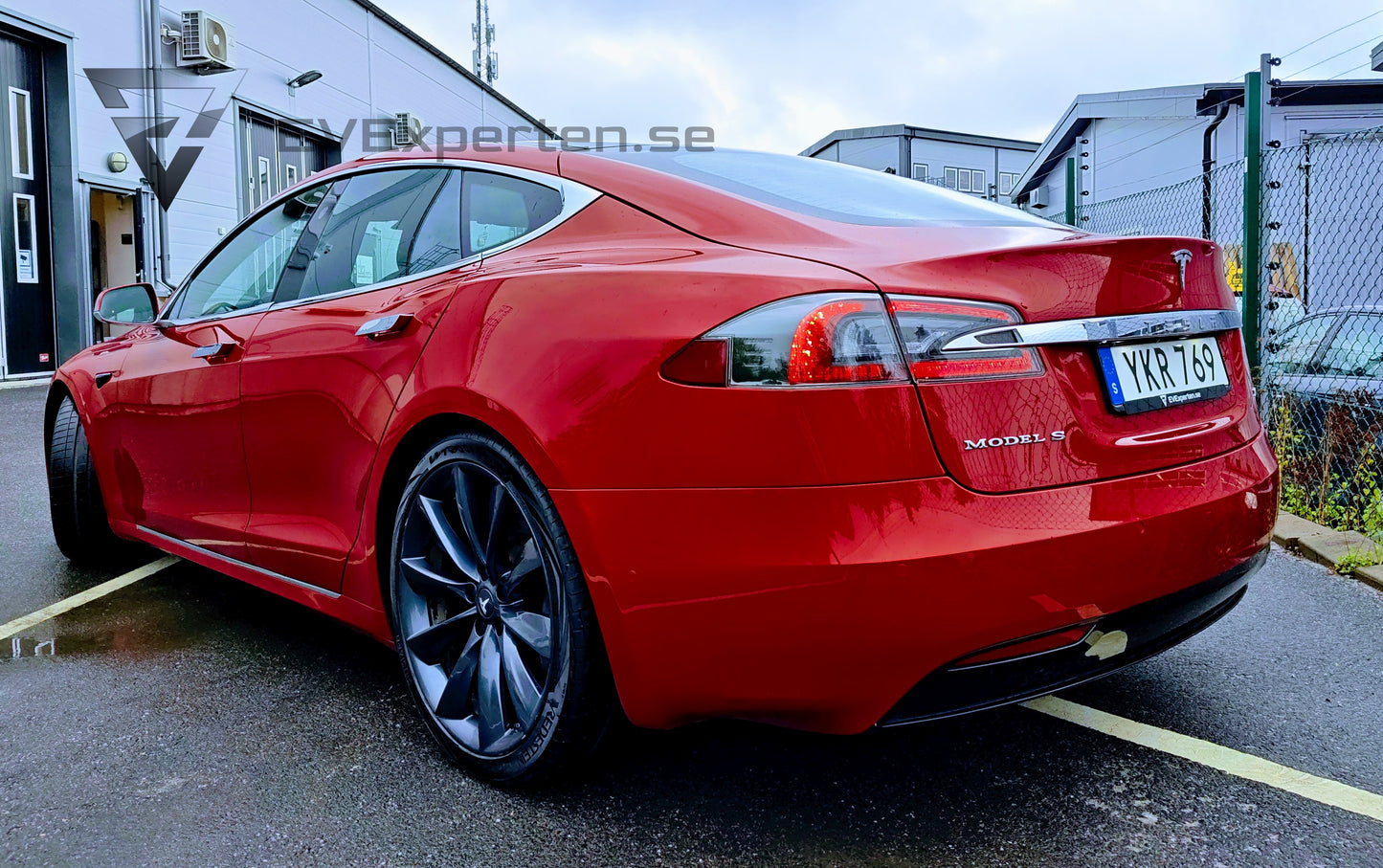 Reservationsavgift - Tesla Model S 100D - Öppningsbart Panorama CCS MCU2 Servad - 2017