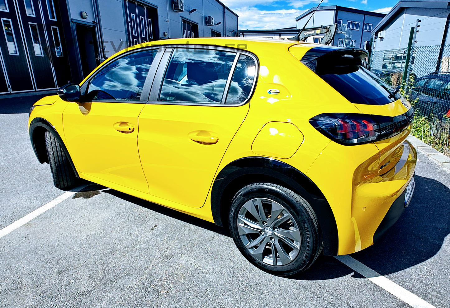 Reservationsavgift - Peugeot E-208 Active Pack - 2022