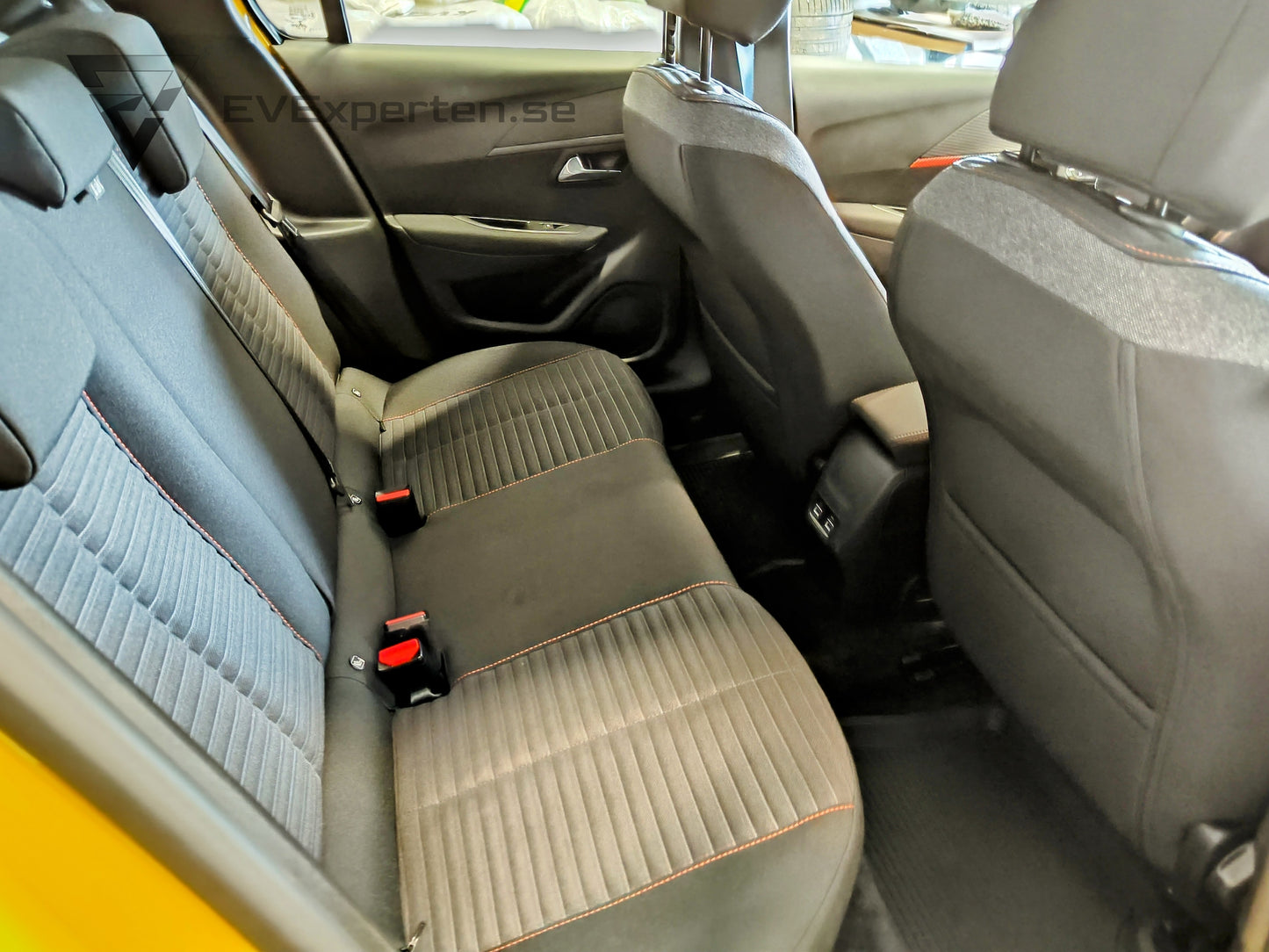 Reservationsavgift - Peugeot E-208 Active Pack - 2022
