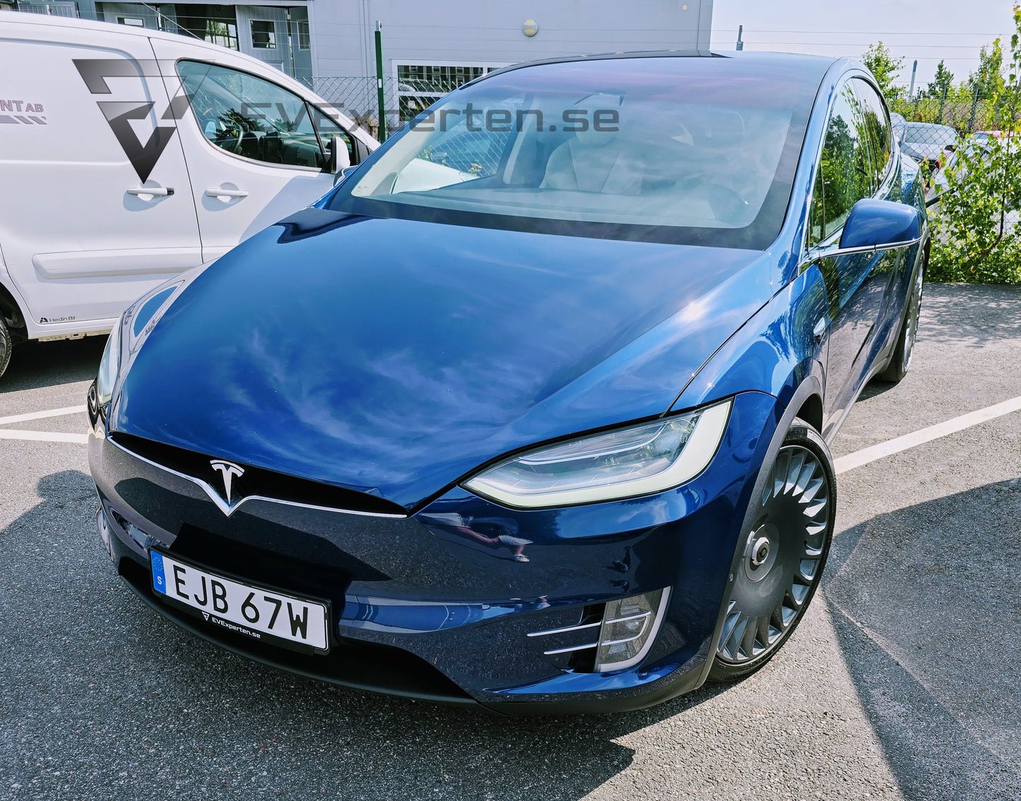 Reservationsavgift - Tesla Model X Long Range AWD Raven 7 Sits - 22" TNA & FSD - 2019