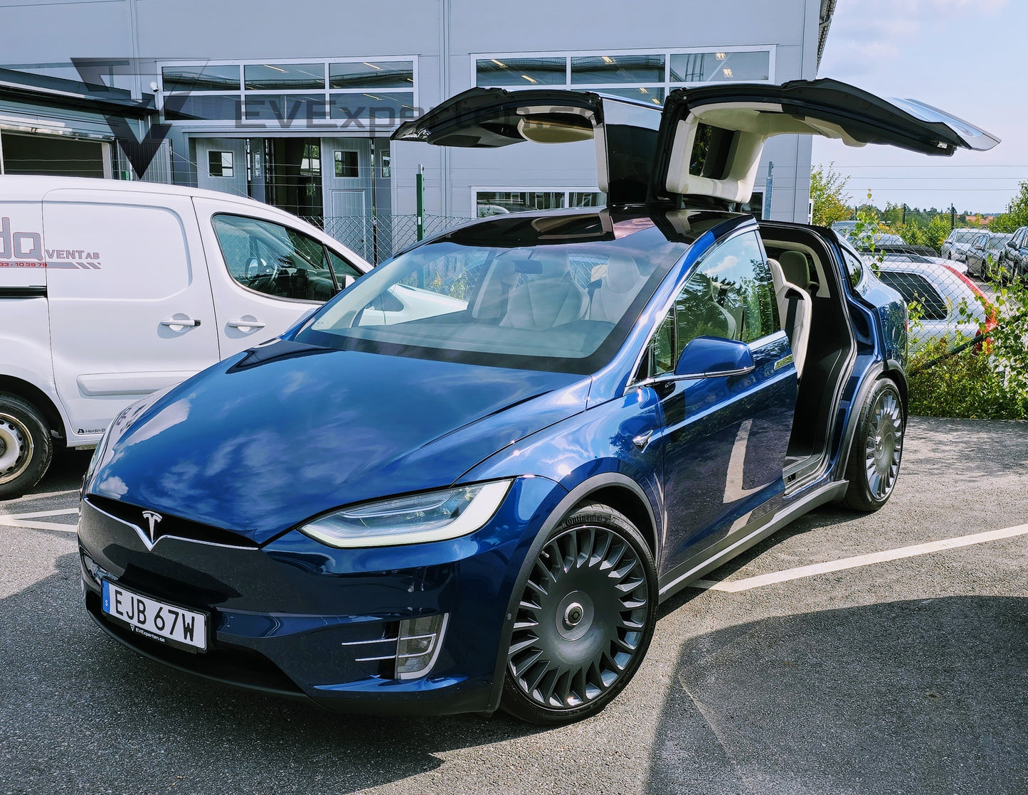 Reservationsavgift - Tesla Model X Long Range AWD Raven 7 Sits - 22" TNA & FSD - 2019