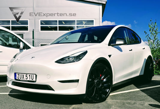 Reservationsavgift - Tesla Model Y Performance - Se skick och utrustning! - 2022