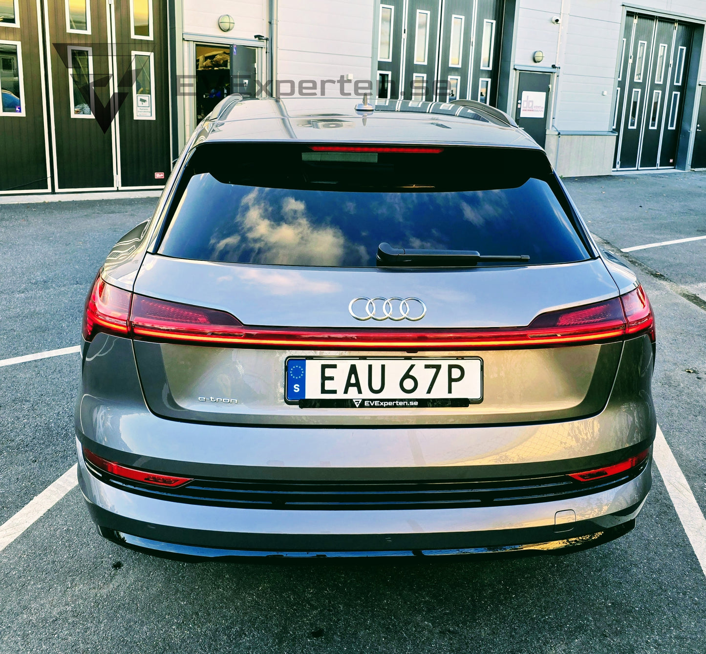 Reservationsavgift - Audi E-Tron 55 Quattro S-Line - Mycket Välutrustad - 2020