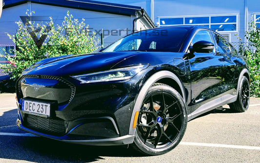 Deposition - Ford Mustang Mach-E Long Range RWD - Tech Pack & Dragkrok - 2021