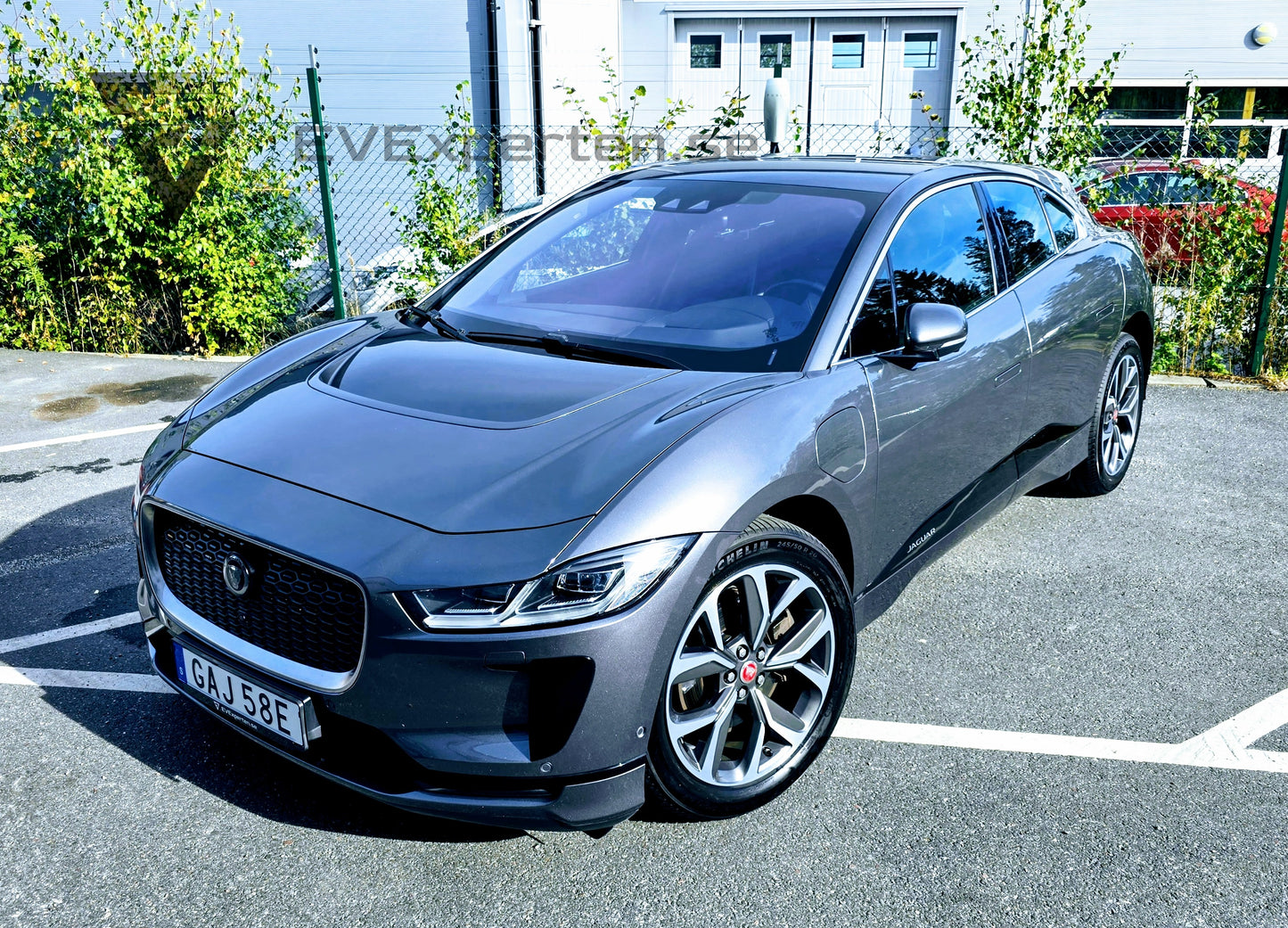 Deposition - Jaguar I-Pace EV400 AWD SE - Dragkrok - 2019