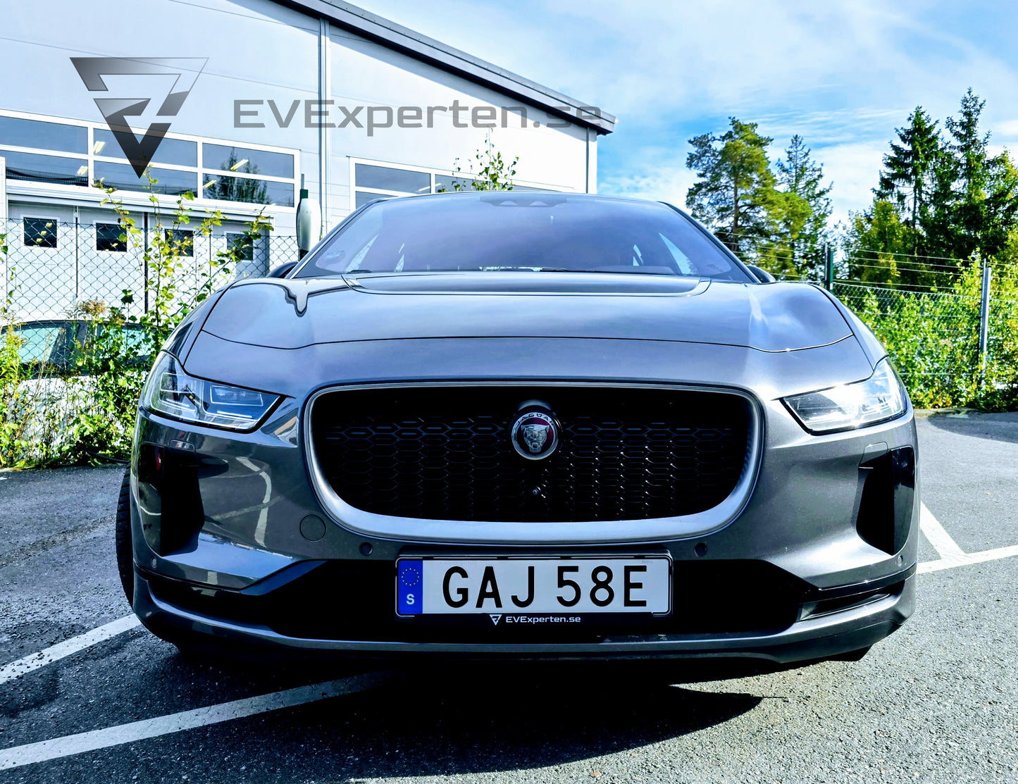 Deposition - Jaguar I-Pace EV400 AWD SE - Dragkrok - 2019