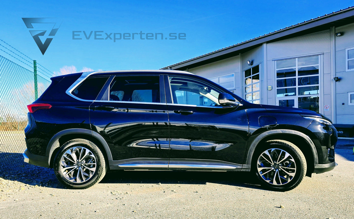 Deposition - Maxus Euniq 6 Exclusive - Lågmil och mycket utrustning - 2022