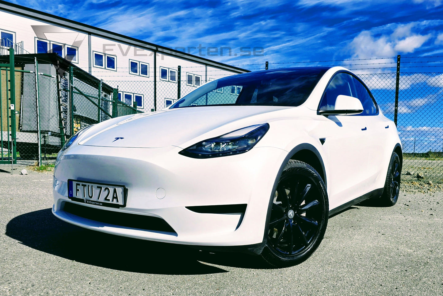 Deposition - Tesla Model Y RWD - Dragkrok - 2023