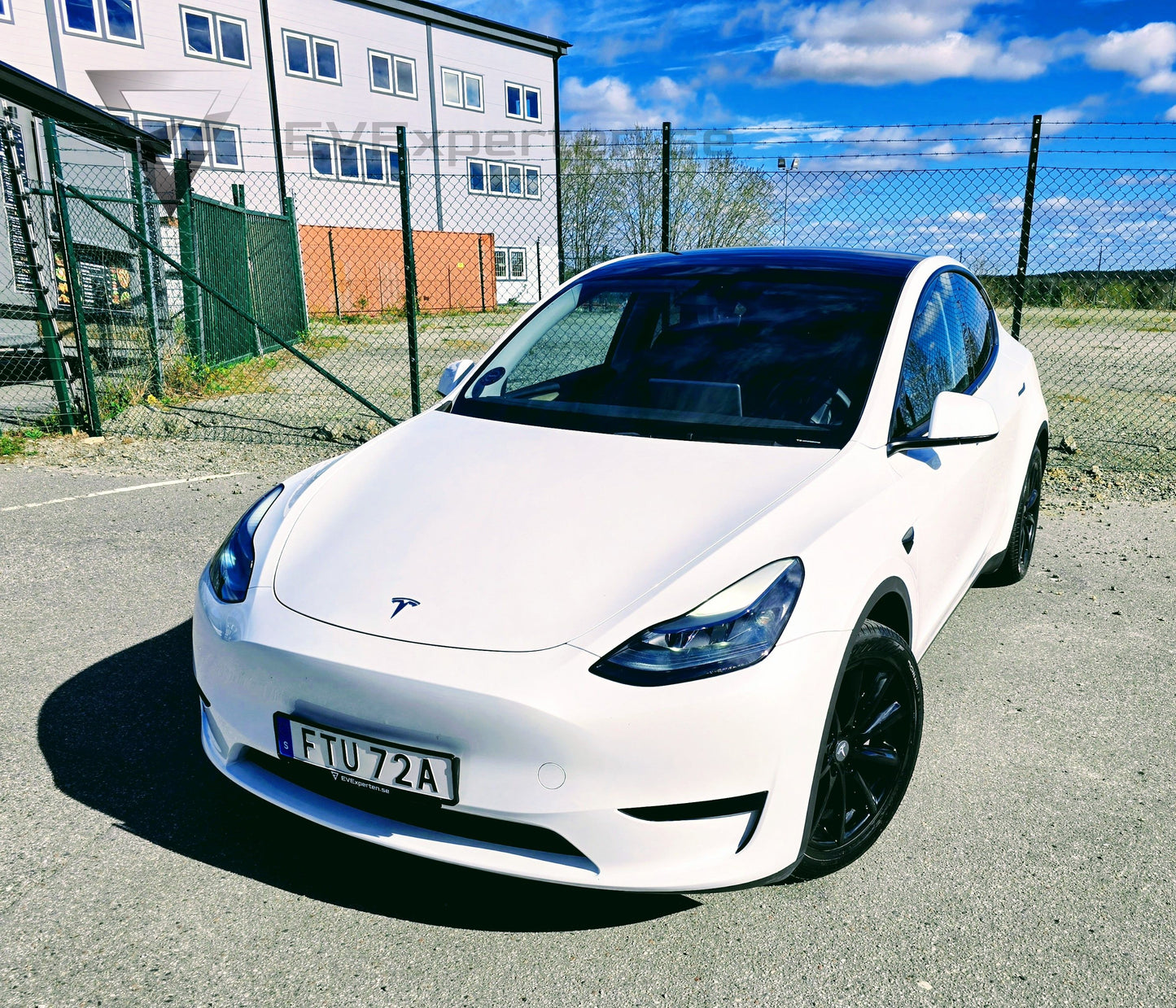 Deposition - Tesla Model Y RWD - Dragkrok - 2023