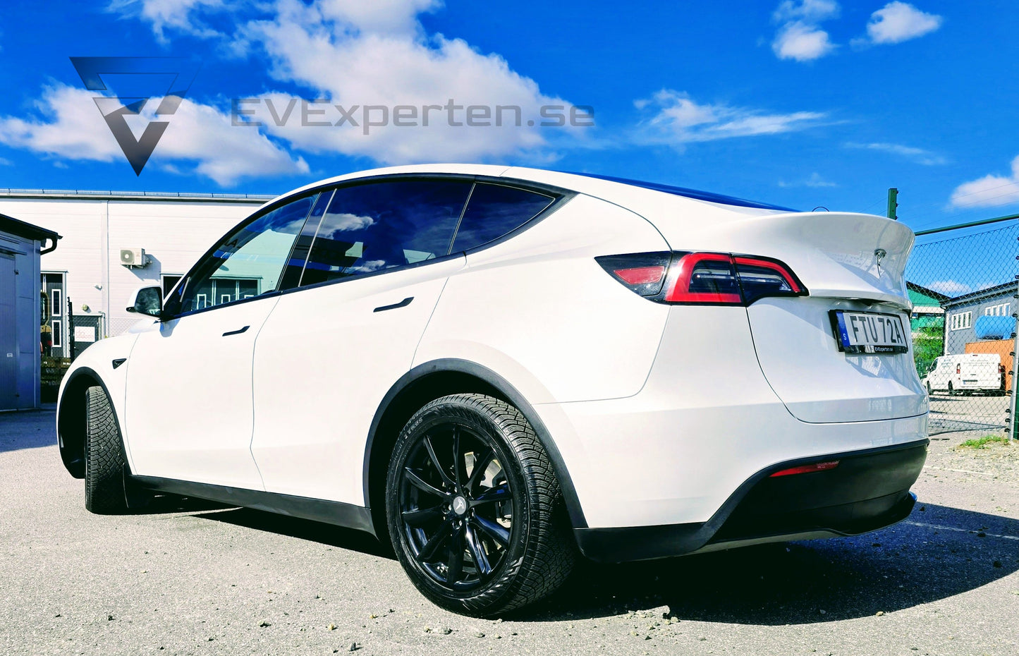 Deposition - Tesla Model Y RWD - Dragkrok - 2023