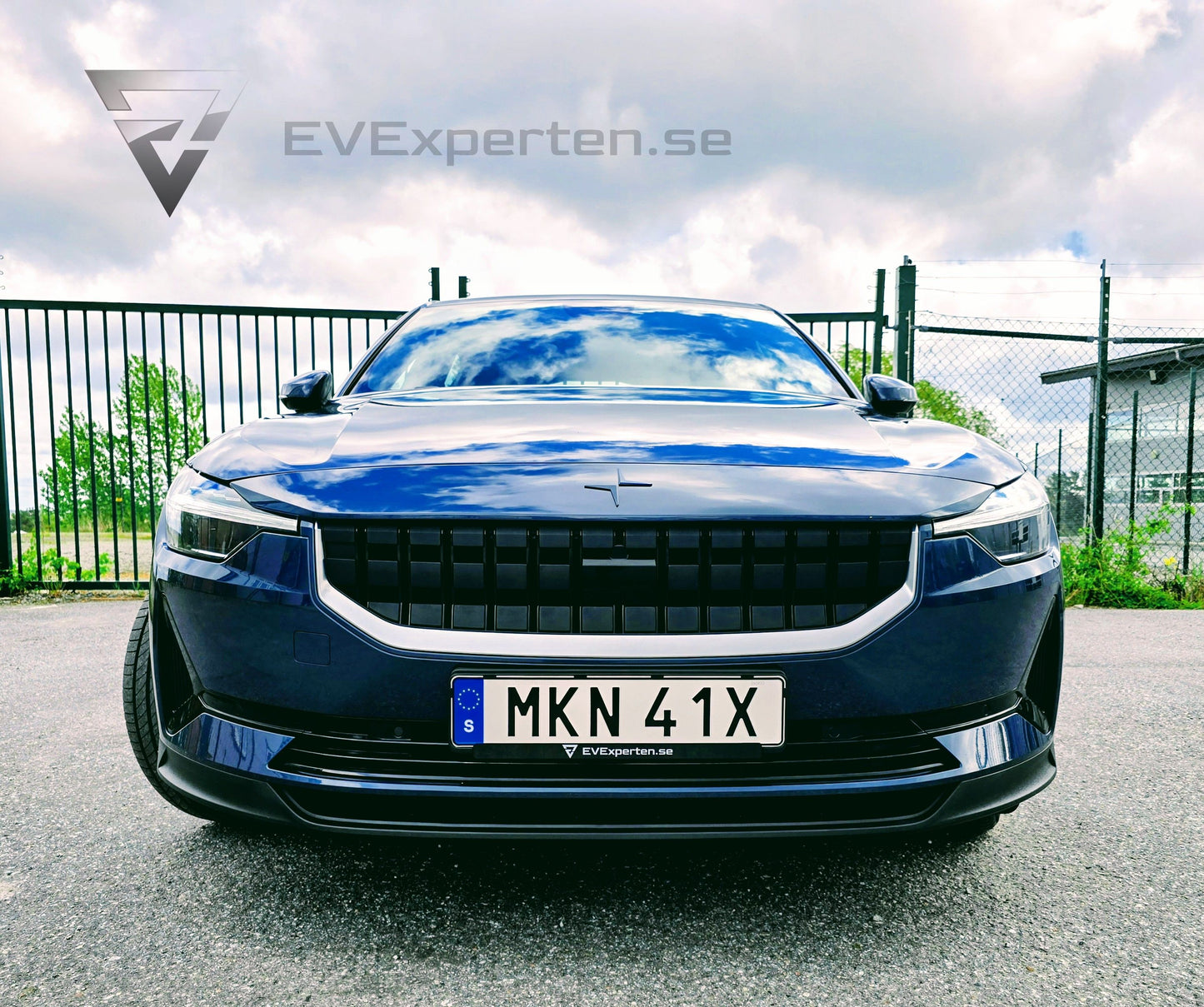 Deposition - Polestar 2 Standard Range Single Motor - Dragkrok - 2022