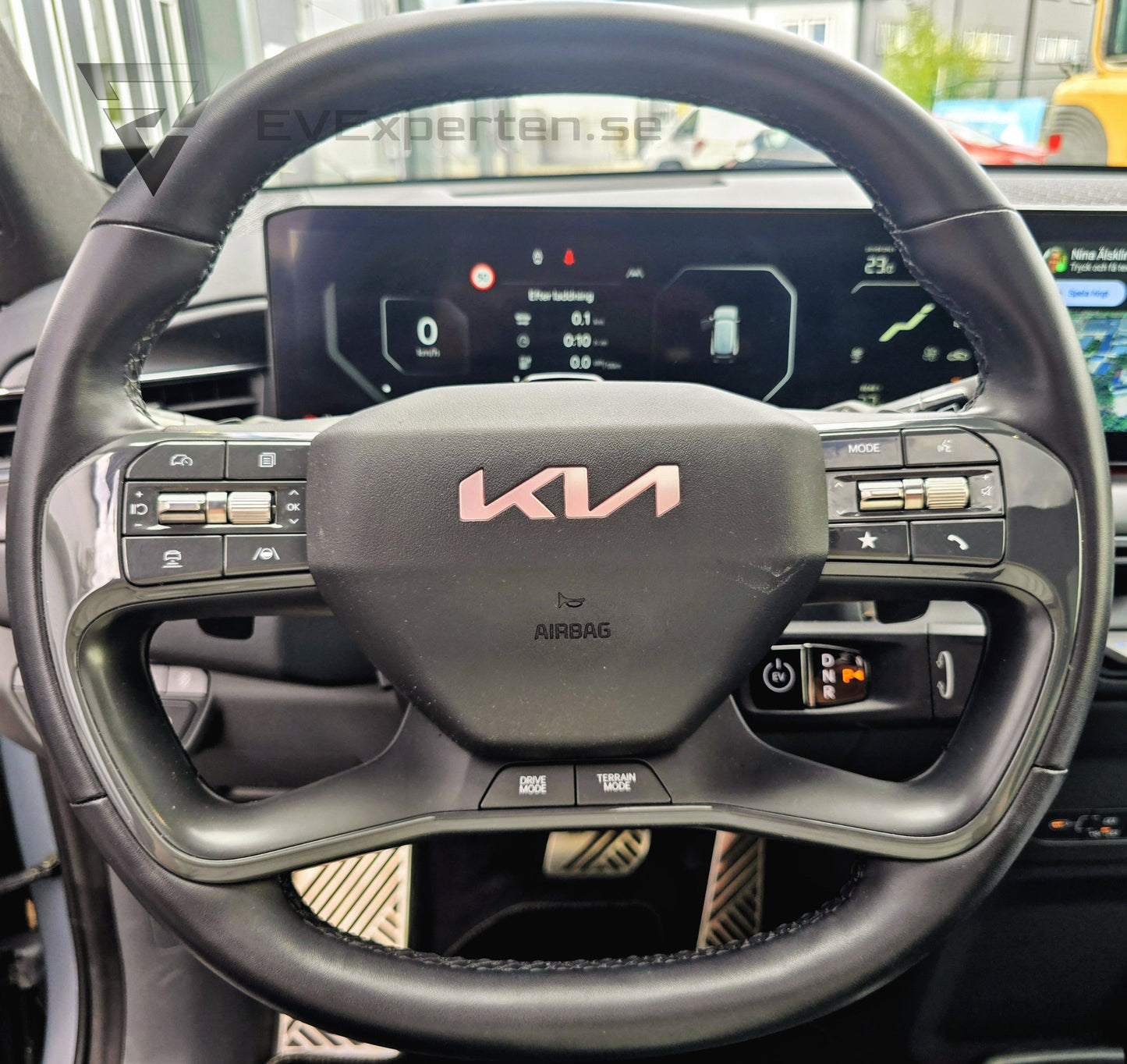 Deposition - Kia EV9 AWD GT Line 6-sits Drag - 2024