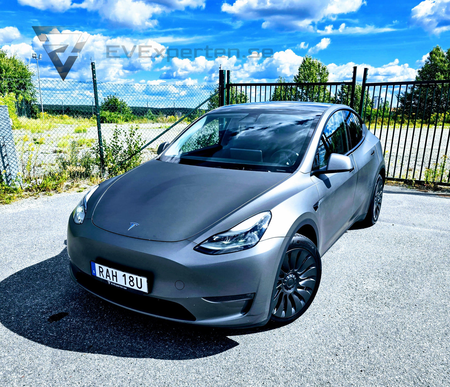 Deposition - Tesla Model Y Long Range AWD - Folierad, Ryzen & Dragkrok - 2023