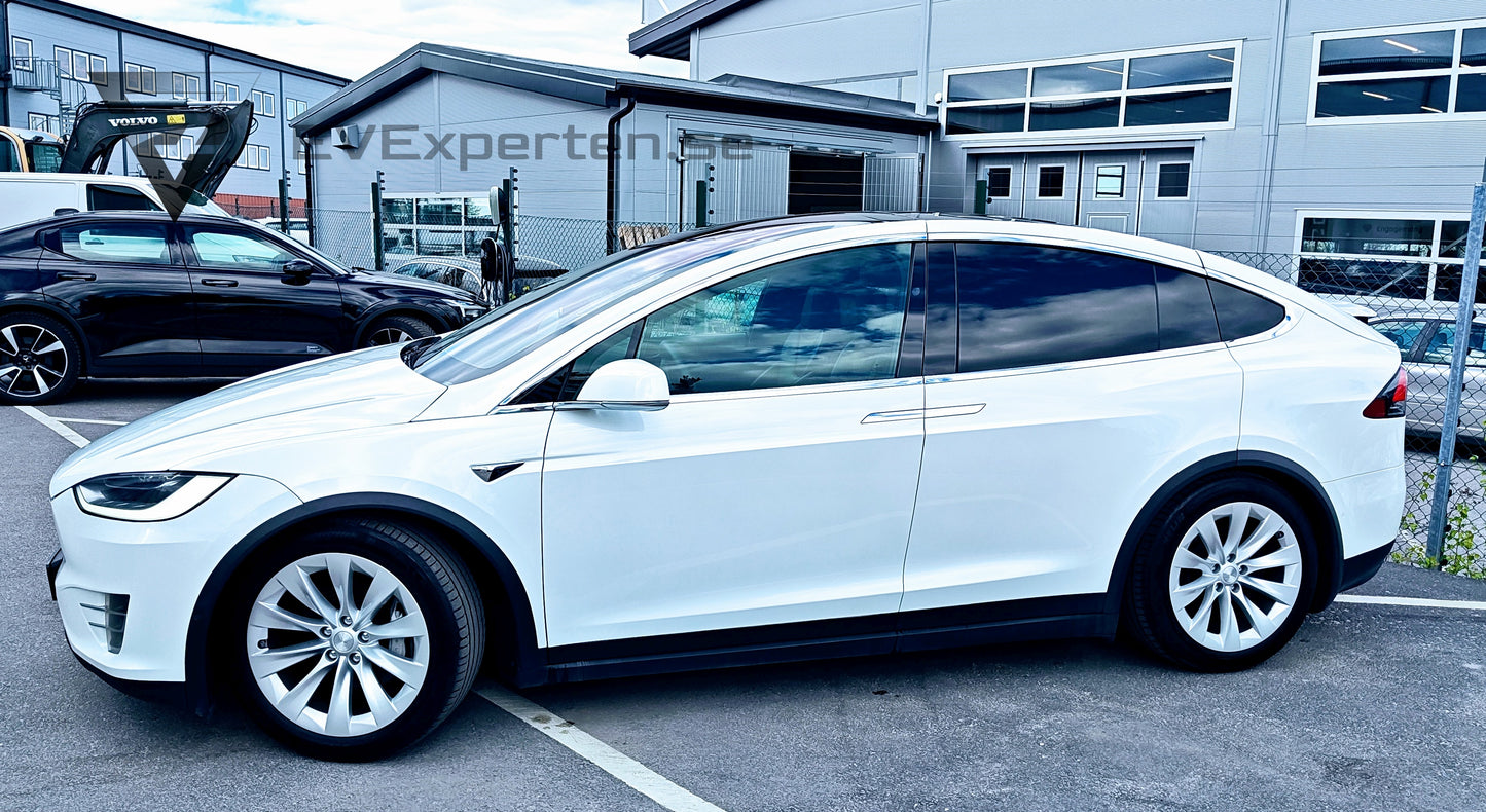 Reservationsavgift - Tesla Model X Long Range AWD Raven 7 Sits - 2019